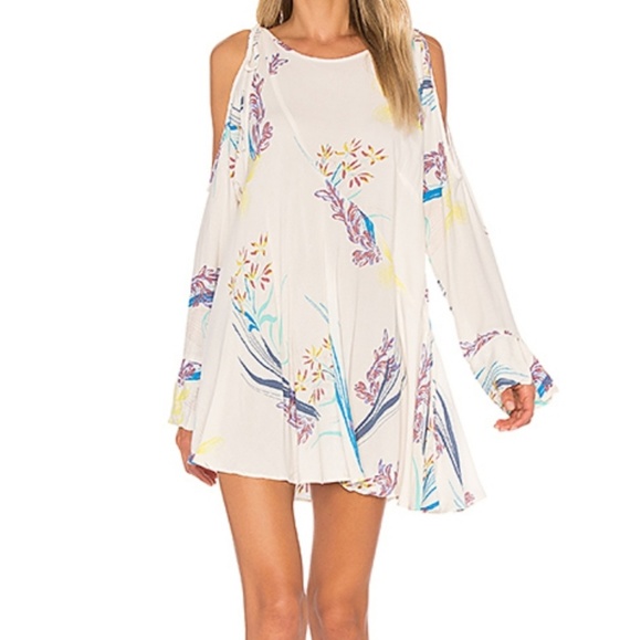 Free People Dresses & Skirts - NWOT Free People Clear Skies Printed Tunic Large